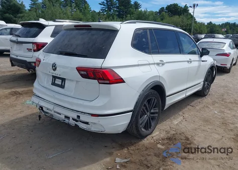 2022 Volkswagen Tiguan 2.0T Se R-Line Black z USA, uszkodzony, nr VIN 3VVCB7AX7NM007416